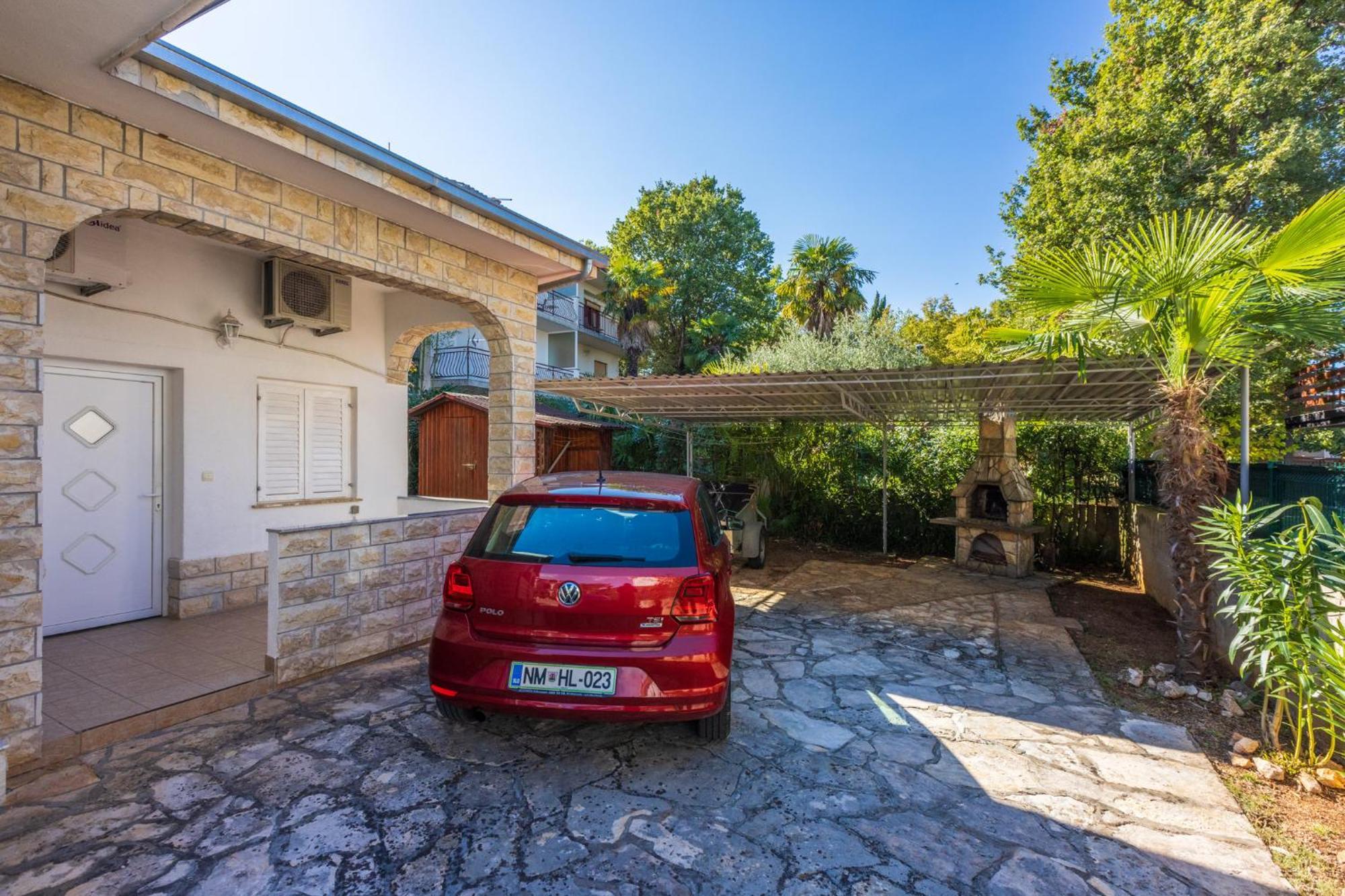 Stipancic Apartment Malinska Exterior photo