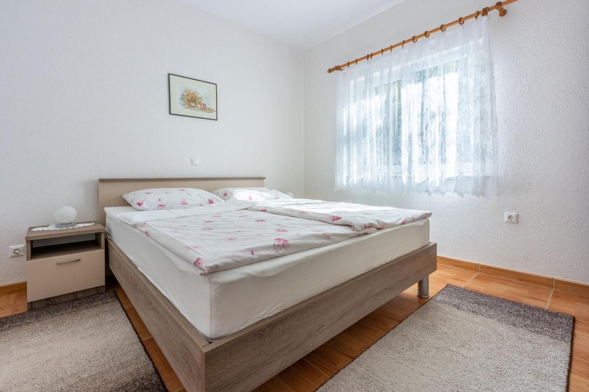 Stipancic Apartment Malinska Exterior photo